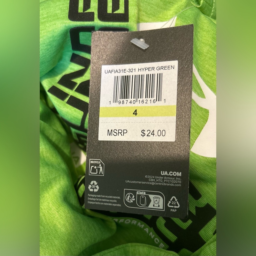 Under Armour Boy’s Size 4 Shirt NEW Hyper Green - Picture 3 of 3